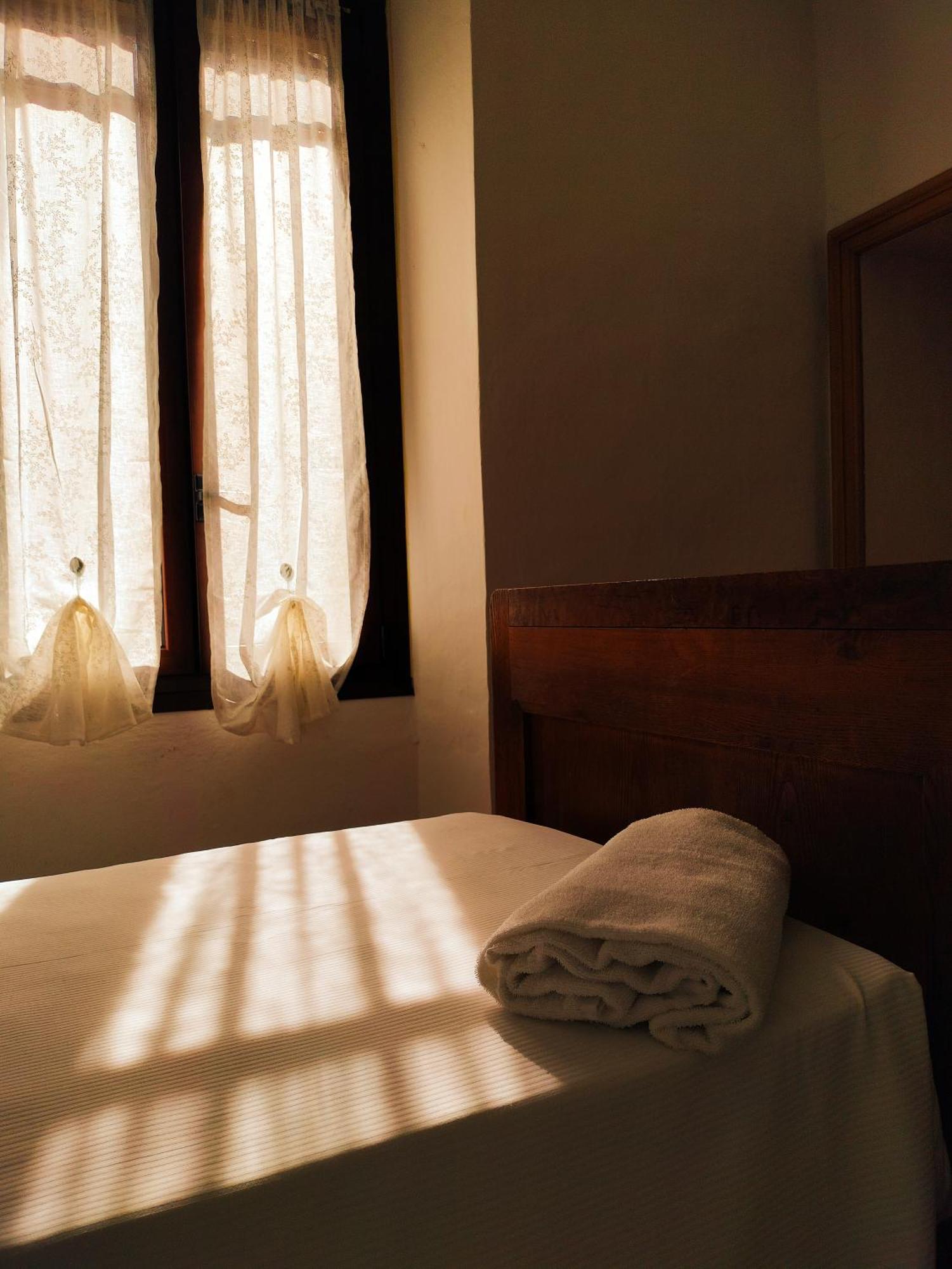 Casa Dell'Angelo Custode Hotel Chiusa di Pesio Ngoại thất bức ảnh